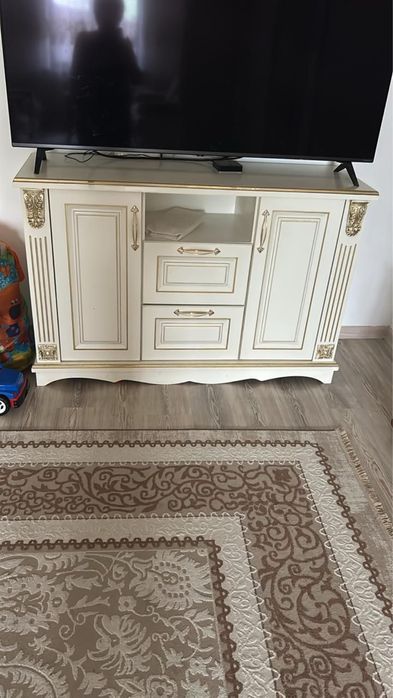 Срочно продам тумбу