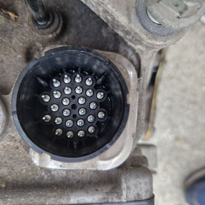 Автоматична скоростна кутия ZF 48  9 скорости