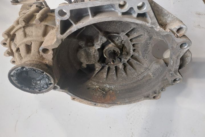 Cutie de viteze manuala Volkswagen VW Golf a 3-a generatie