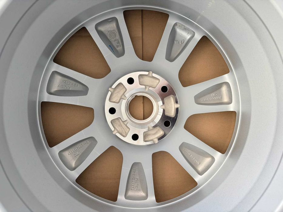Jante R17 gama Renault Megane 3 Fluence Scenic Kadjar Duster Koleos Talisman noi originale Renault 5x114.3 66.1mm Et49