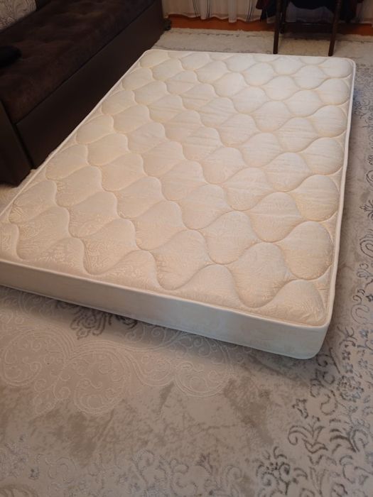 Пррдам матрац б/у 3 мес