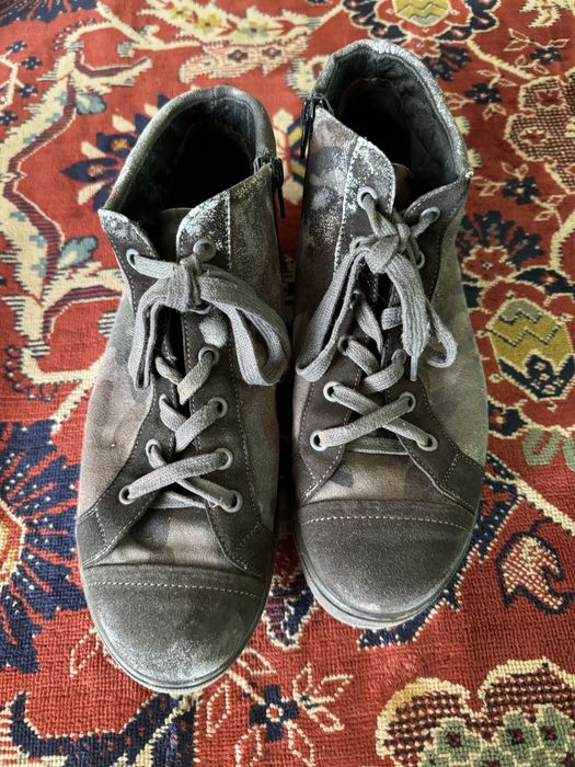 Adidasi dama impecabili zara si hm