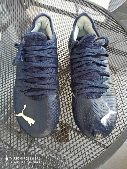 Продавам футбулни бутонки Пума р-р 37