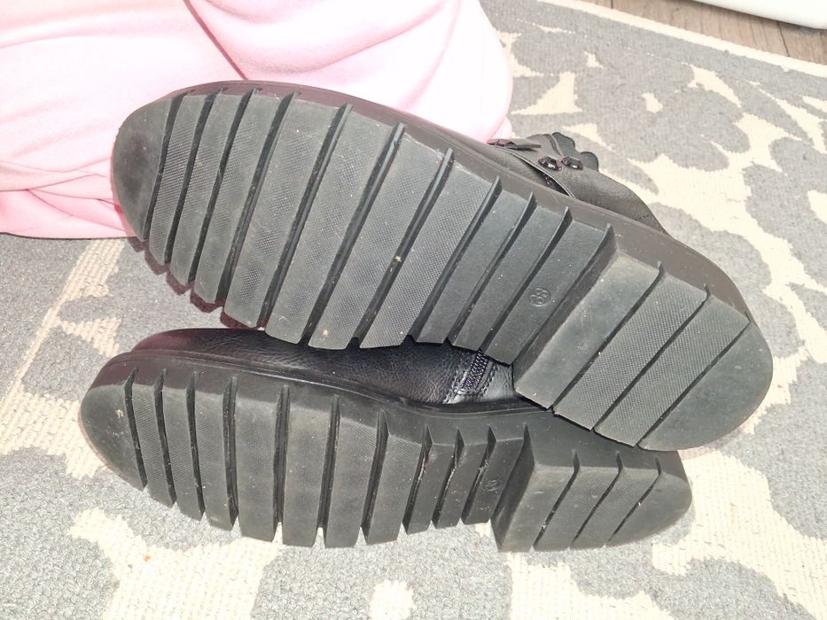 Зимни боти  един път носени