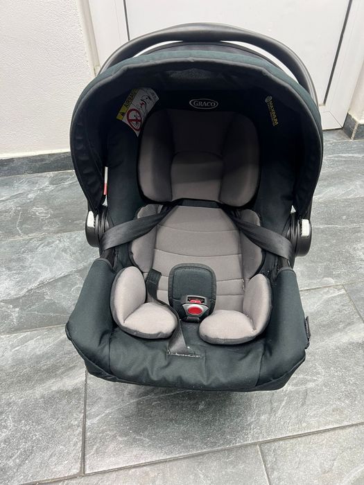 Scoica auto și balansoar bebelus
Vând Scoica auto Graco Buna ziua.
Vân