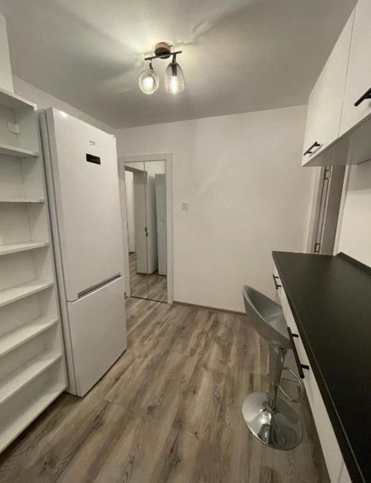 Apartament de închiriat