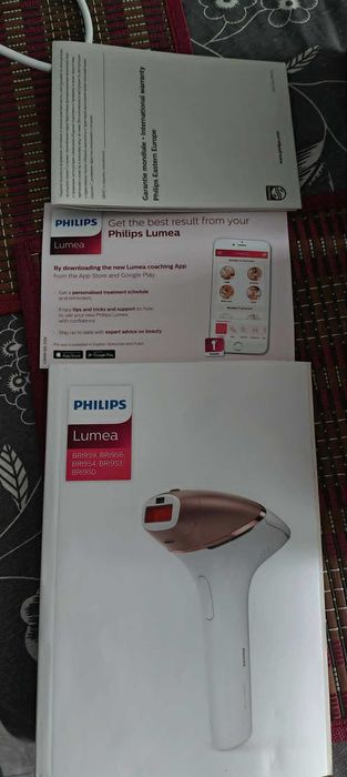 Philips Lumea Prestige IPL model BRI 956