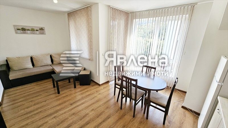 Обзаведен, южен апартамент