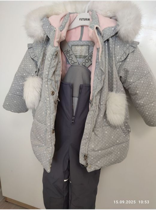 Продам зимний костюм для девочек.