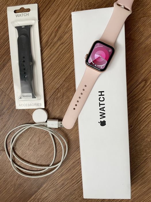 Продам часы apple watch se 40mm