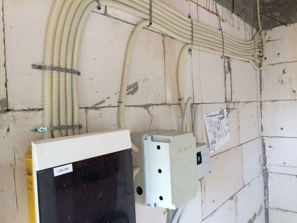 ELECTRICIAN autorizat,instalatii electrice,INTERVENTII URGENTE-1 0RA!
