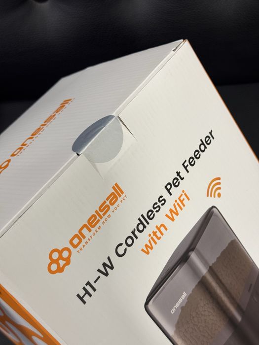 Продавам хранилка за животни Oneisall