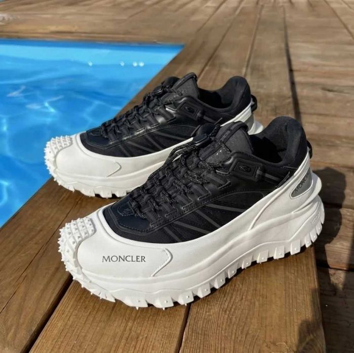 Moncler Trailgrip Gtx "Black/White"