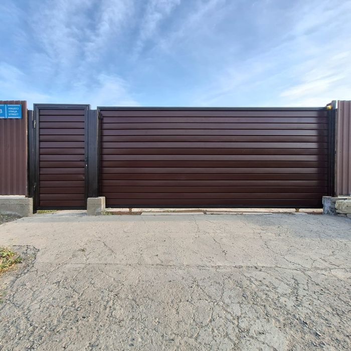 Ворота откатные любой сложности.