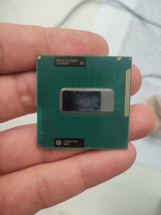 Процесор для ноутбука  i7 3520m