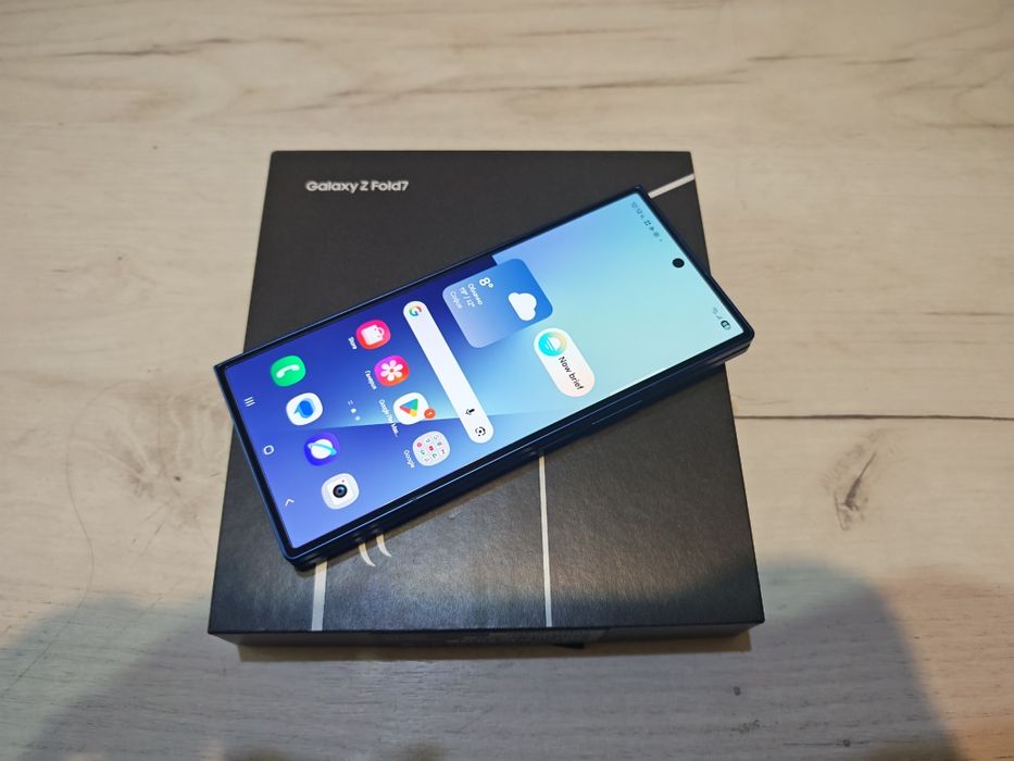 Като нов Samsung Galaxy Z Fold 7 256 GB Гаранция Технополис