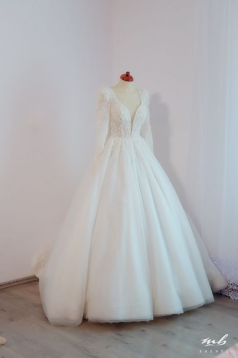 Vând Rochie de Mireasă