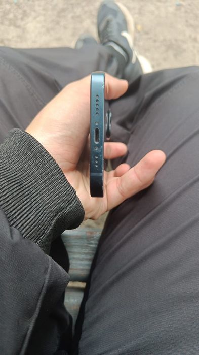 Iphone 13 128 g  Akb 80%
