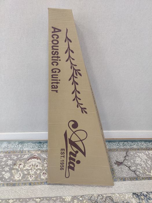 Гитара акустическая