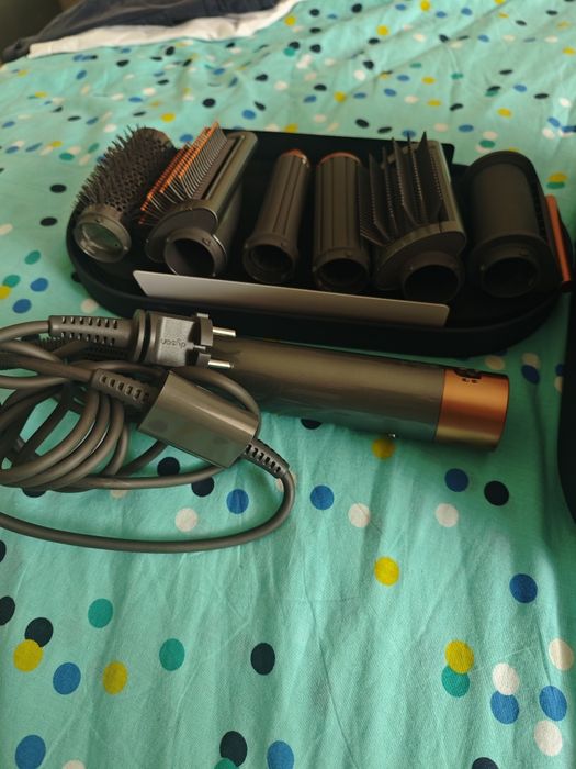 Dyson Airwrap HS05