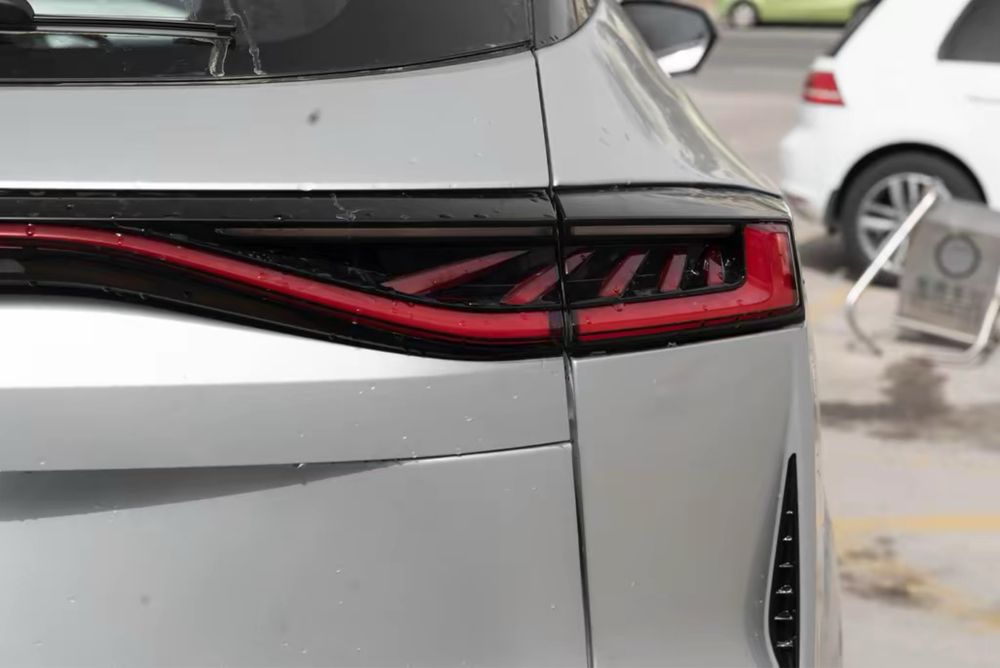 Changan uni -z 2015 1.5 T