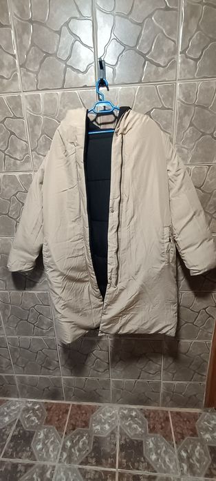 Jachetă șifonată neagră, impermeabilă