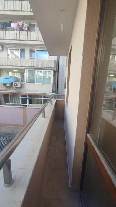 Продава се Тристаен апартамент в Варна, Лятно кино Тракия - 112 кв.м за 2036 €/кв.м - Снимка #1