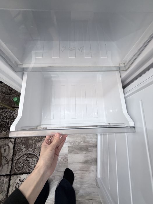 Продам холодильник