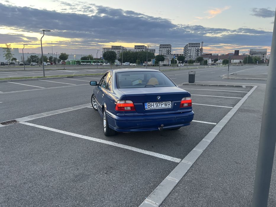 BMW 5 Series 0 — imagine 2
