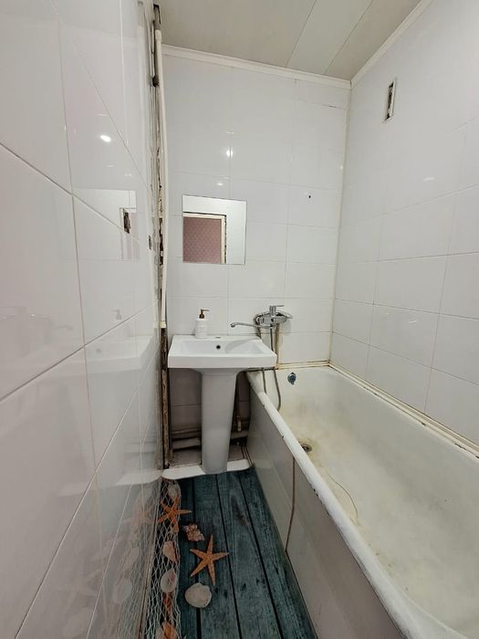 Продаётся 3 комнатная 2 этаж