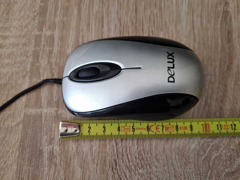Компактна компютърна мишка Delux M350