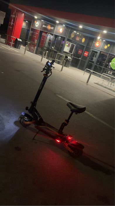 Vând Trotinetă Electrică KuKirin G2 Max - 1600 km Stare Foarte Bună