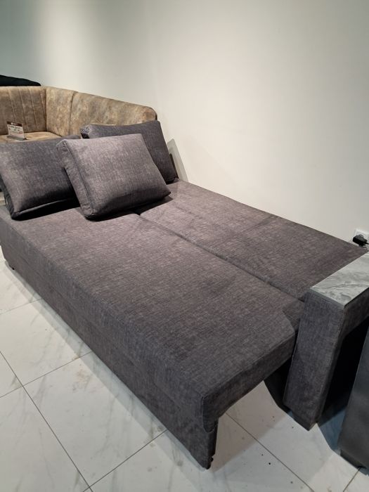 Раскладной прямой диван