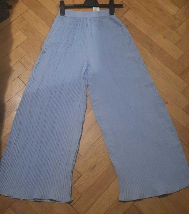 Pantaloni bleu H&M, masura XS