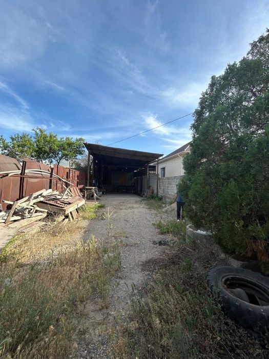 Участок в городе