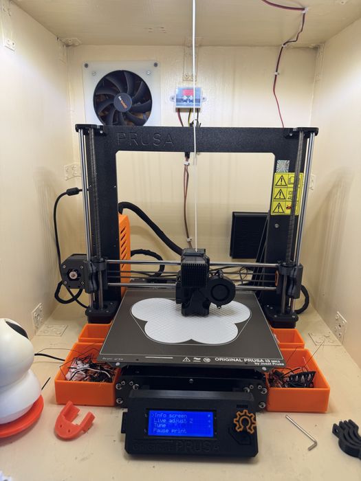Vand imprimanta 3D Prusa MK3s+ (3buc)