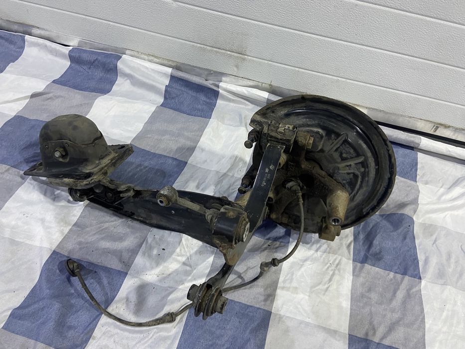 fuzeta spate VW Golf 5- dezmembrari Vw Golf 5