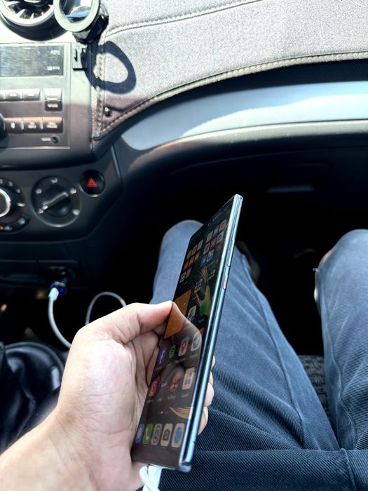 Edge ekran Huawei nova 10 sotiladi