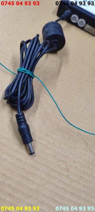 alimentator incarcator 20v 2.5A model FSP50-11 mufa de 5.5mm cu proba