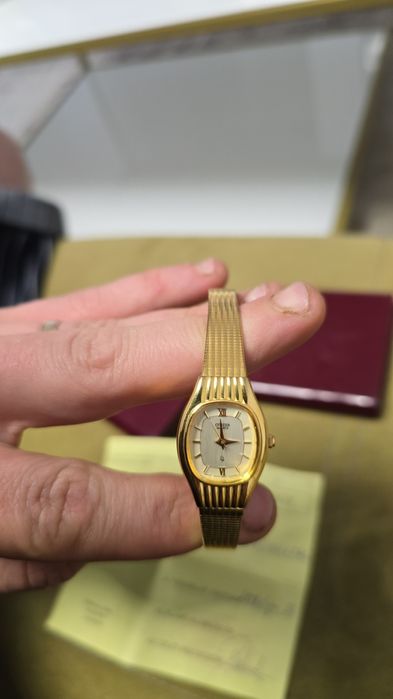 Citizen vintage dama