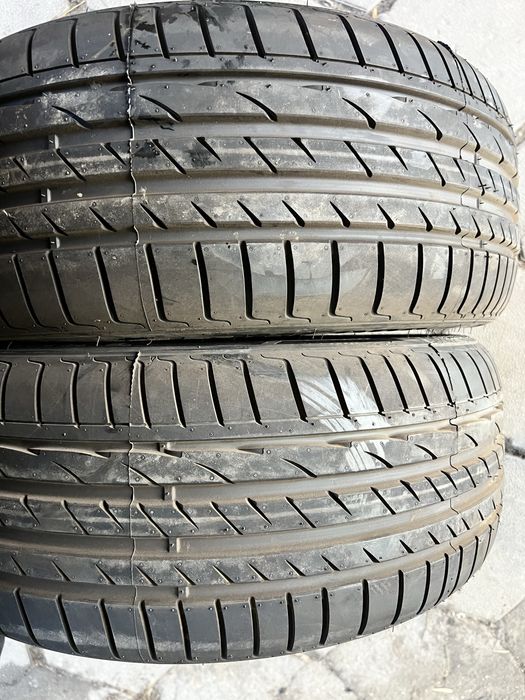 2бр летни гуми 215-50-17