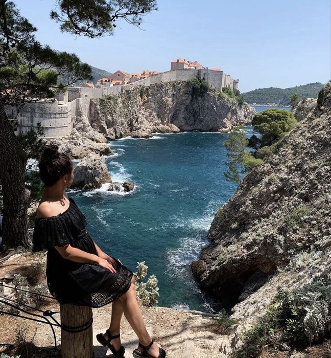 Платье черное.Кружева