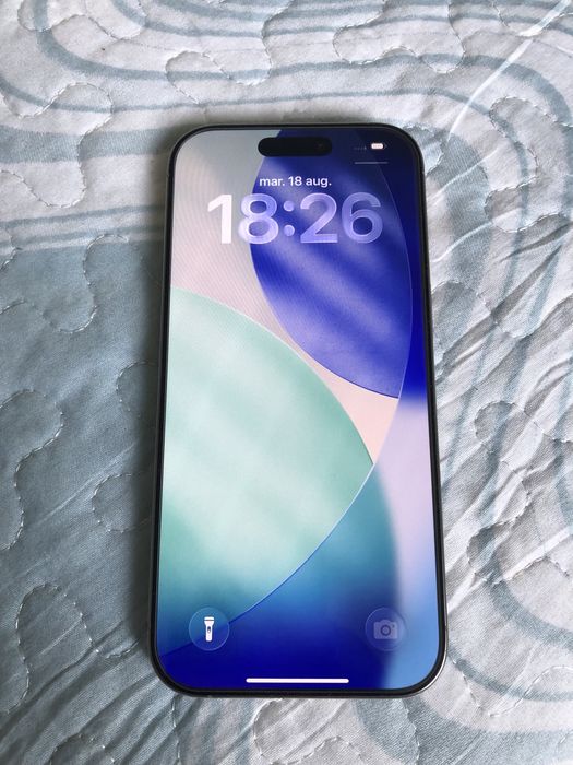 Iphone 16 pro/99% baterie