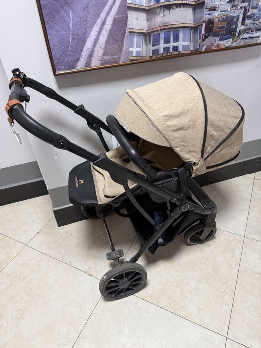 Продам детскую коляску