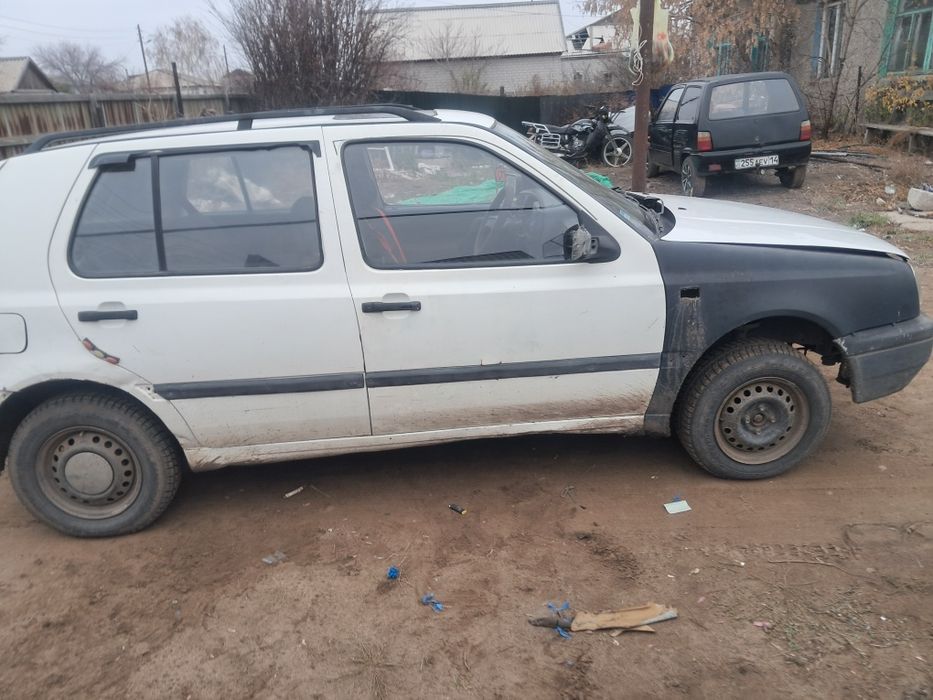 Продам гольф 3 1993 года