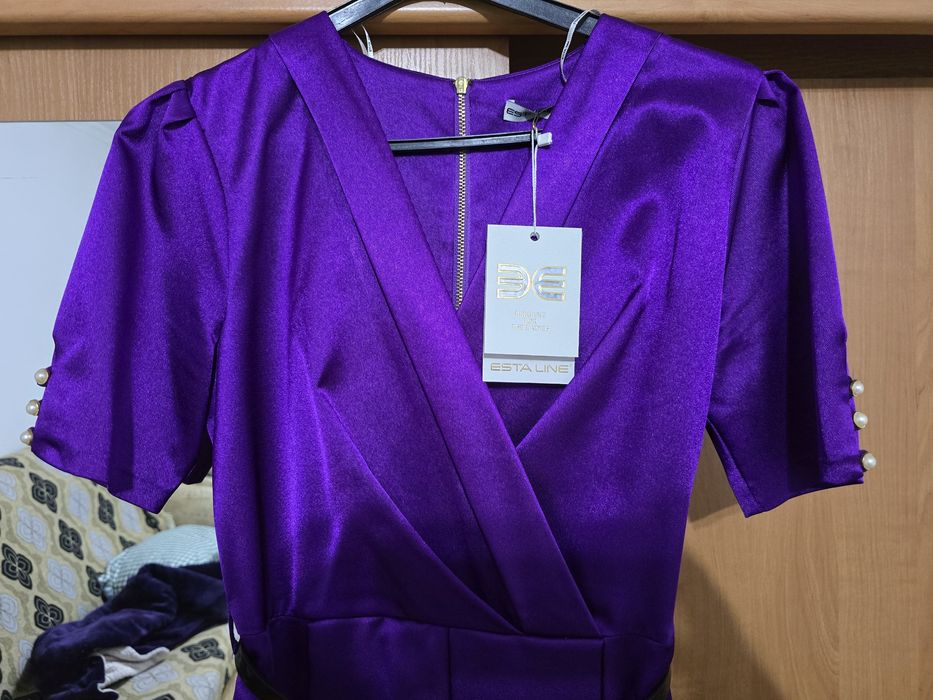 Продам новое платье