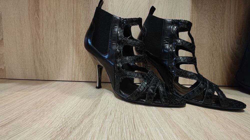 Босоножки 36 размер