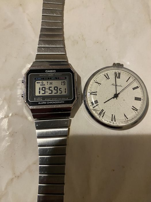 Часовници Casio & Ракета