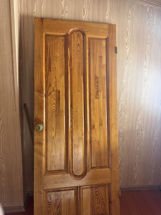 Двери деревянные