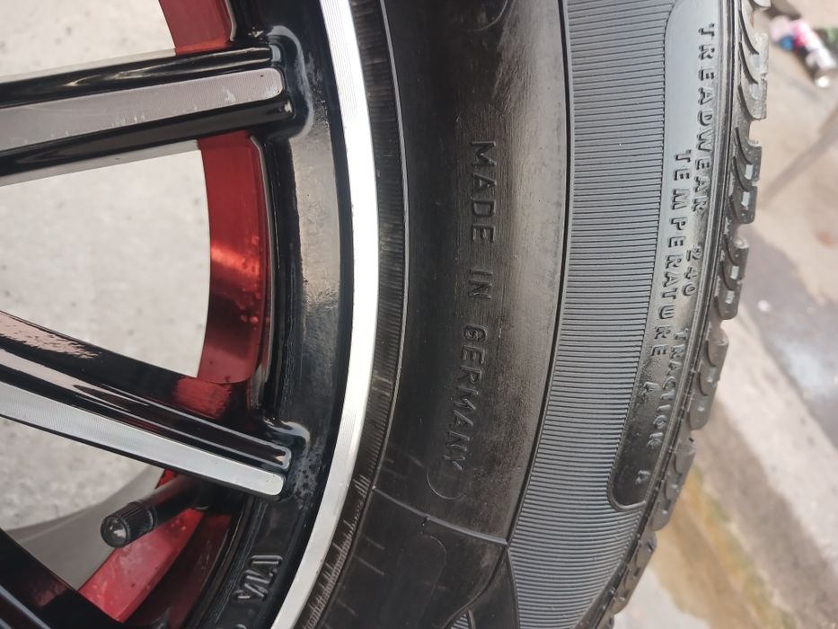 16 vossen saka diska balon